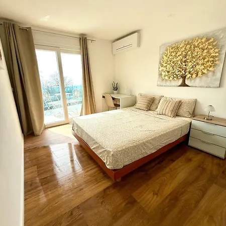 别墅 New With Pool, Sea View,