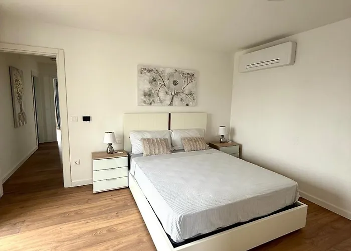 New With Pool, Sea View, Poreč