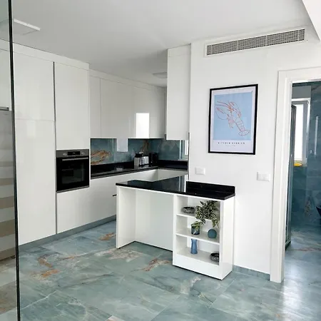 New With Pool, Sea View, וילה