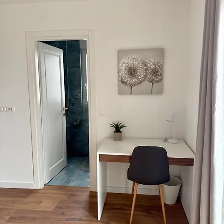 New With Pool, Sea View, וילה