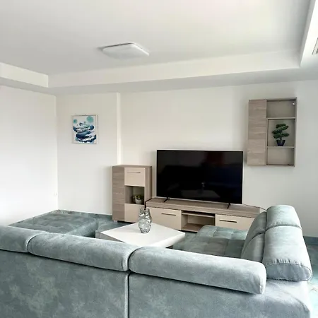 New With Pool, Sea View, 빌라 *