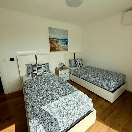 빌라 New With Pool, Sea View,