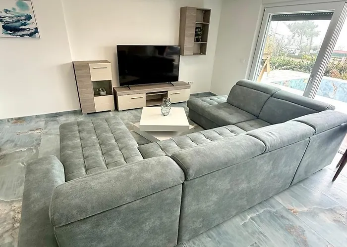 New With Pool, Sea View, Вилла