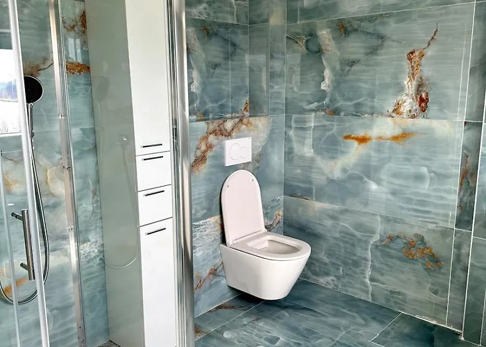 New With Pool, Sea View, Πόρετς