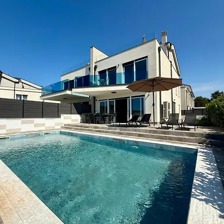 New With Pool, Sea View, Poreč